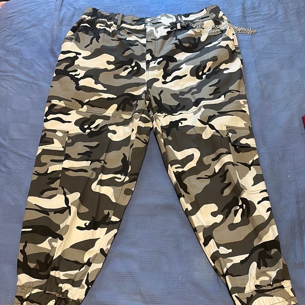 Cargo pants